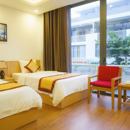 Ruby Hotel 하롱 외부 사진