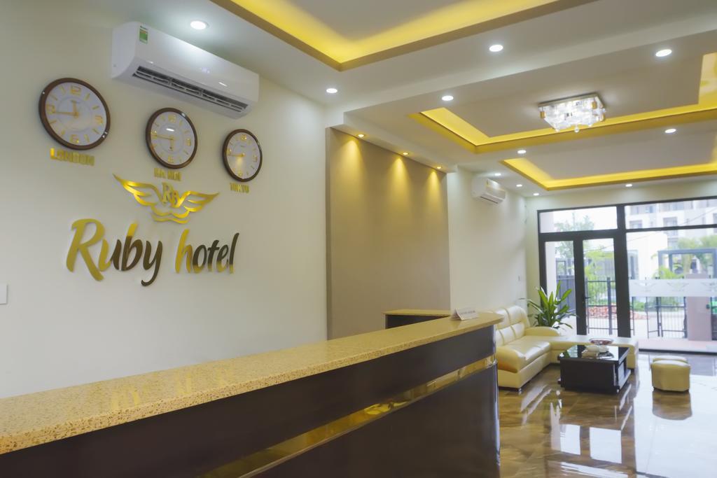 Ruby Hotel 하롱 외부 사진