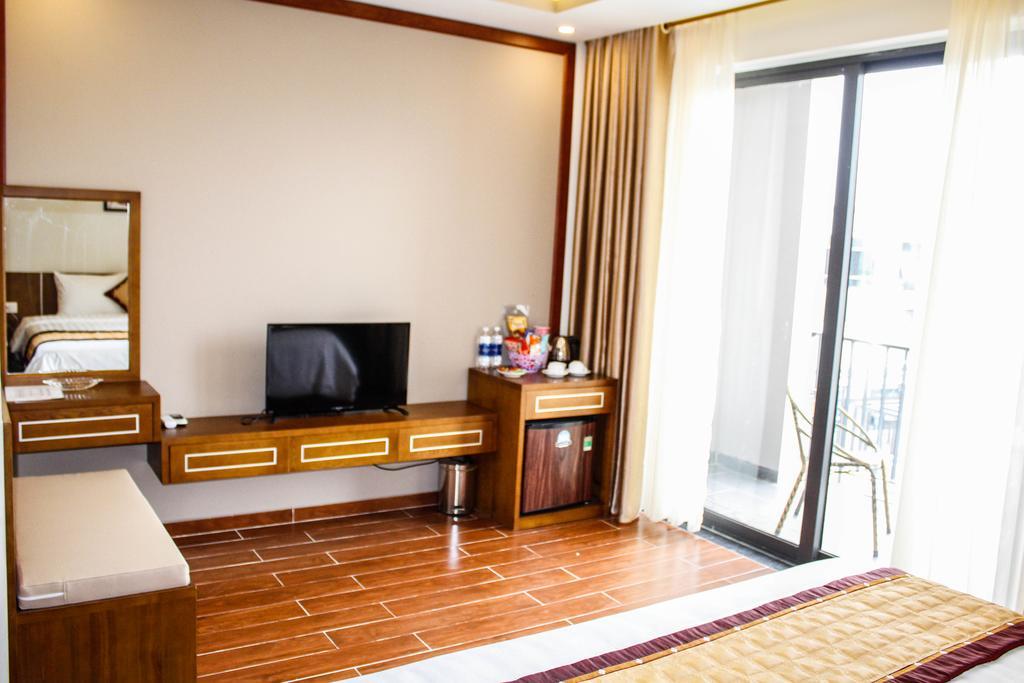 Ruby Hotel 하롱 외부 사진