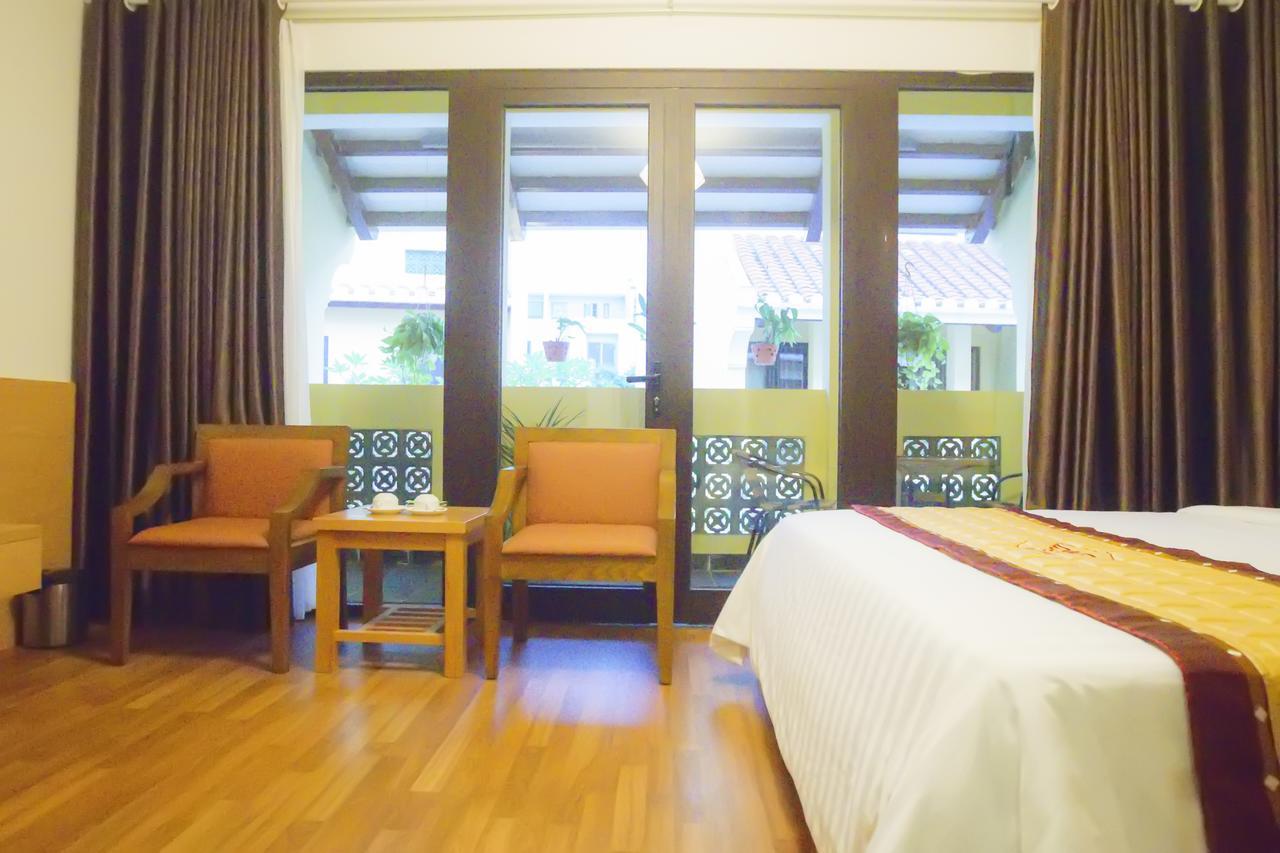 Ruby Hotel 하롱 외부 사진