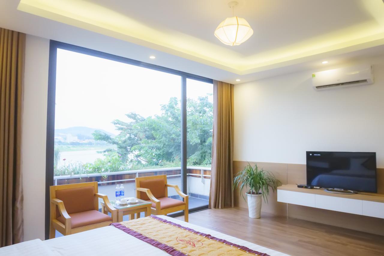 Ruby Hotel 하롱 외부 사진